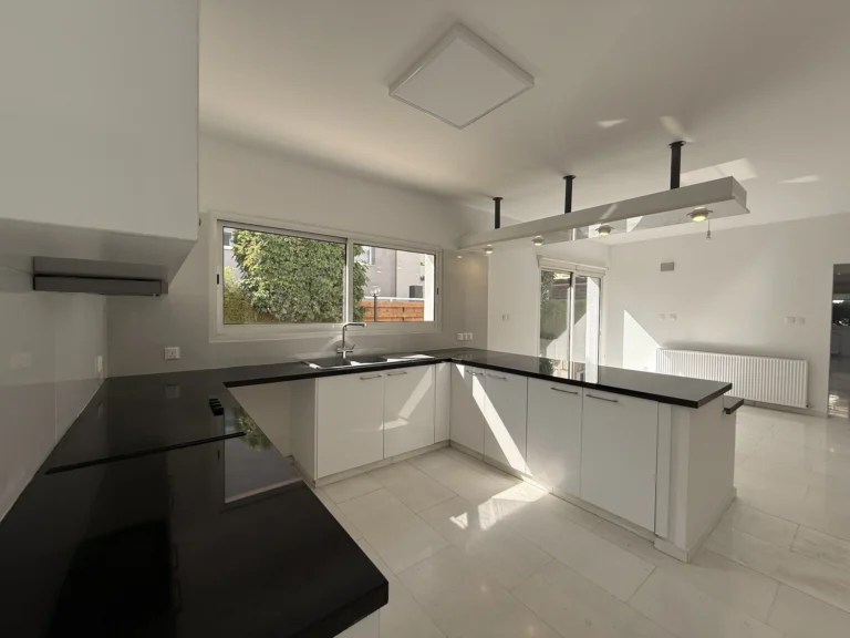 4 Bedroom House for Sale in Limassol – Ekali