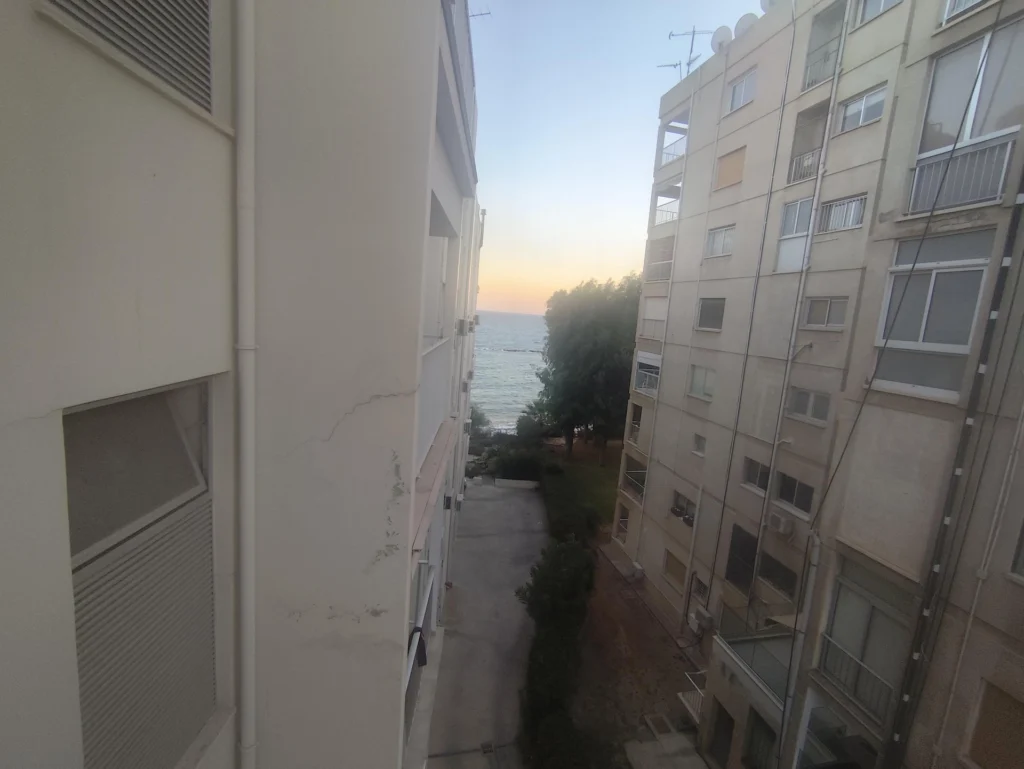 2 Bedroom Apartment for Rent in Germasogeia – Tourist Area, Limassol District
