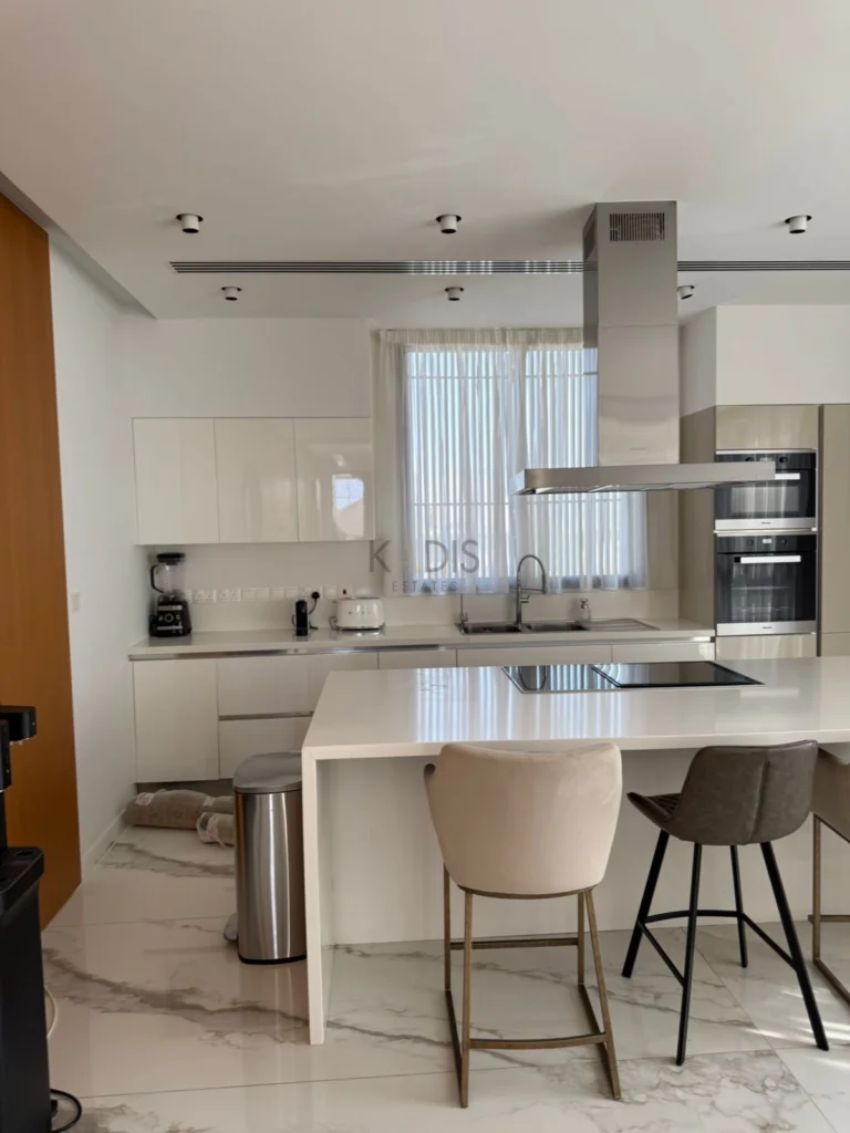 3 Bedroom Apartment for Rent in Limassol – Agios Nektarios