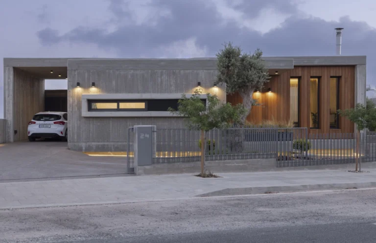 4 Bedroom House for Sale in Geroskipou, Paphos District