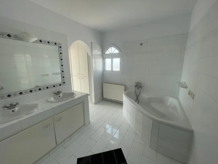 3 Bedroom House for Rent in Konia, Paphos District