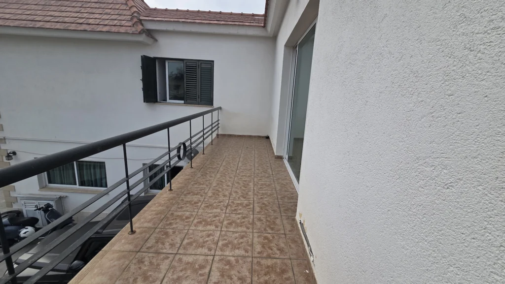 402m² Office for Rent in Limassol District