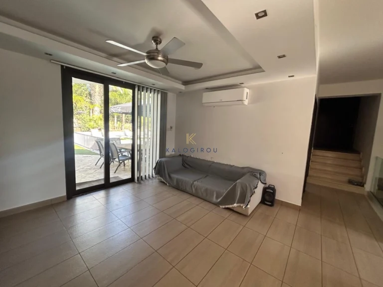 5 Bedroom House for Sale in Vergina, Larnaca District