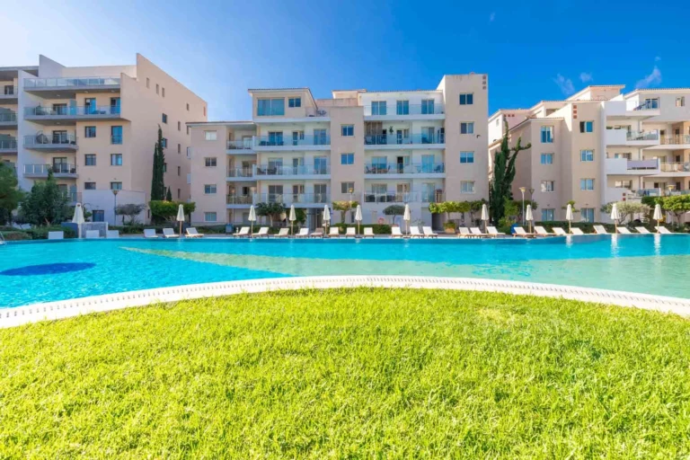 2 Bedroom Apartment for Sale in Paphos – Agios Theodoros