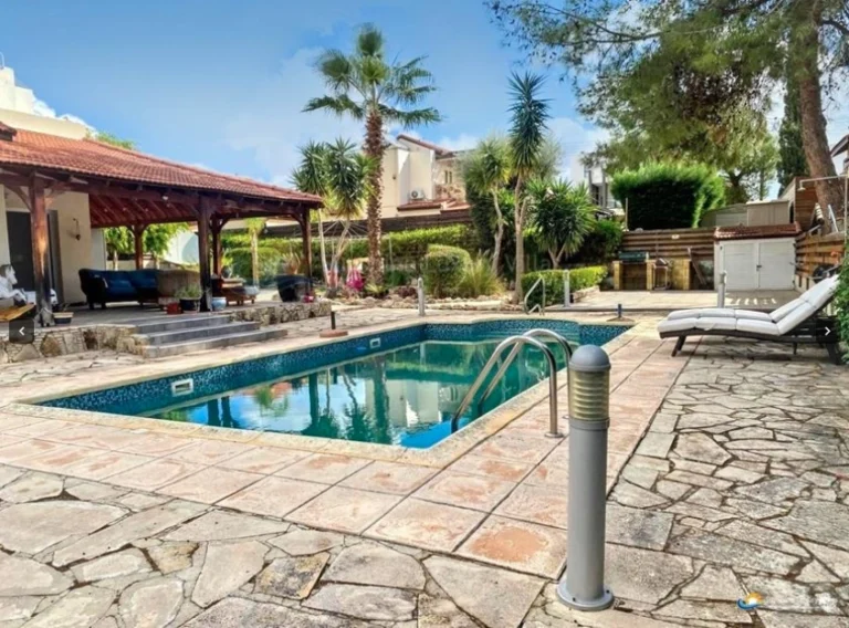 3 Bedroom House for Sale in Souni, Limassol District