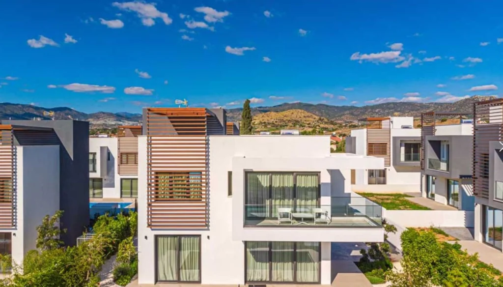 3 Bedroom House for Sale in Amathounta, Pyrgos Sea Front, Limassol District