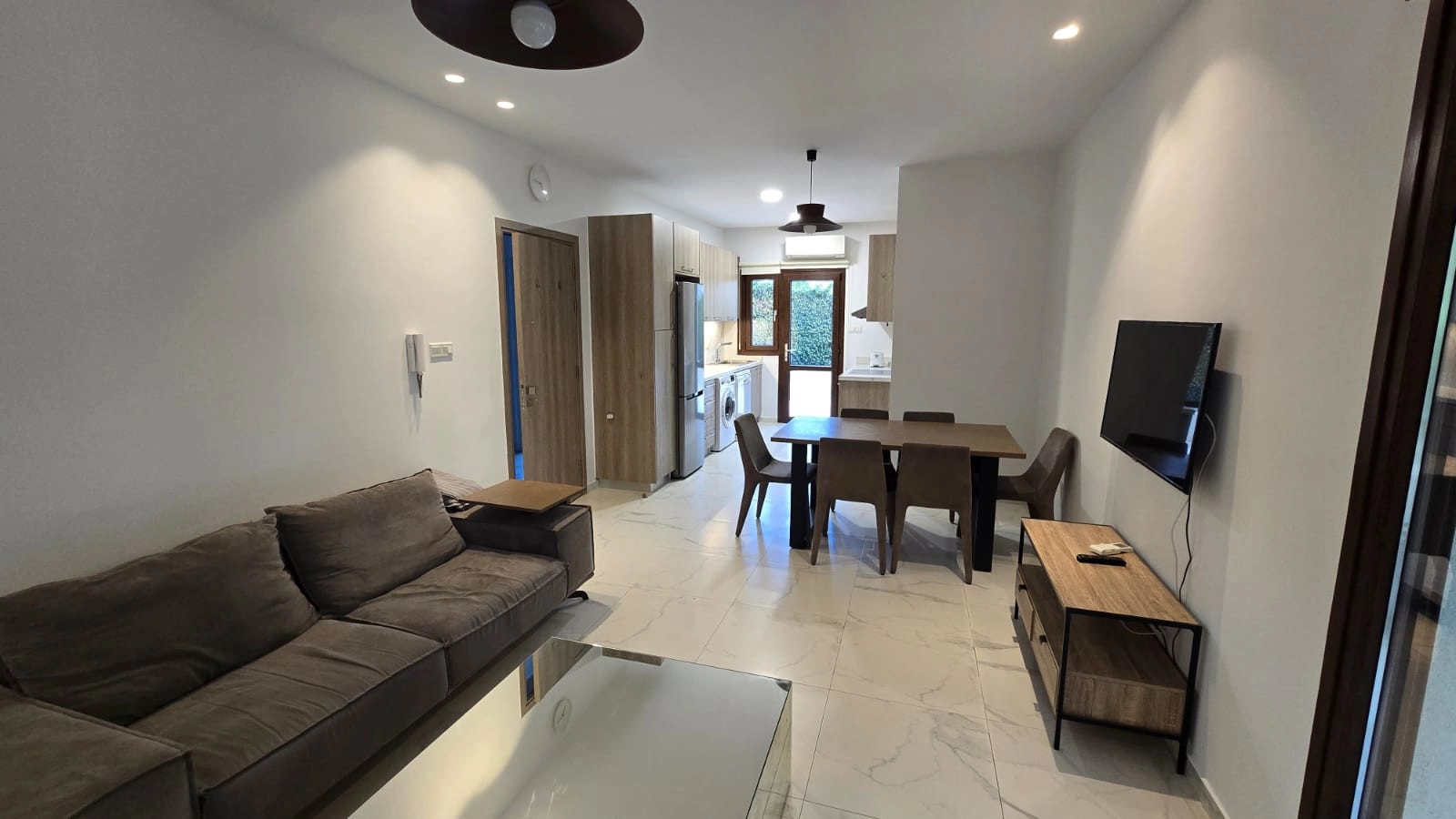 2 Bedroom Apartment for Rent in Limassol District