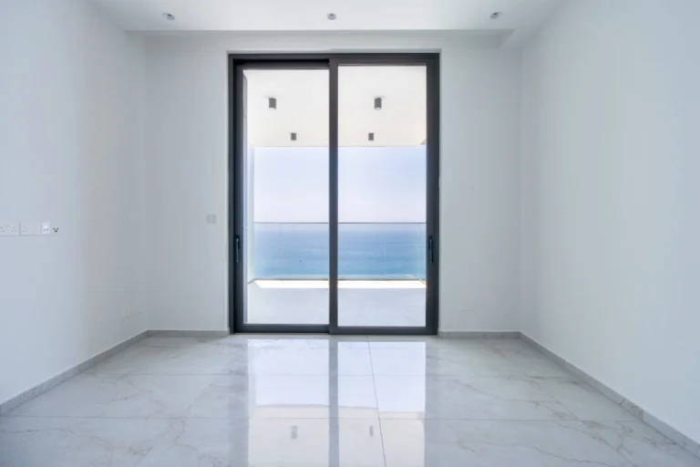 2 Bedroom Apartment for Sale in Agios Tychonas, Limassol District