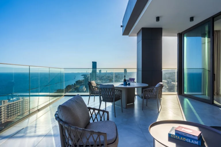 4 Bedroom Apartment for Sale in Agios Tychonas, Limassol District