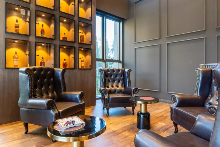 4 Bedroom Apartment for Sale in Agios Tychonas, Limassol District