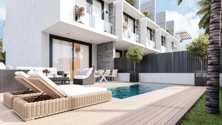 4 Bedroom House for Sale in Aradippou, Larnaca District