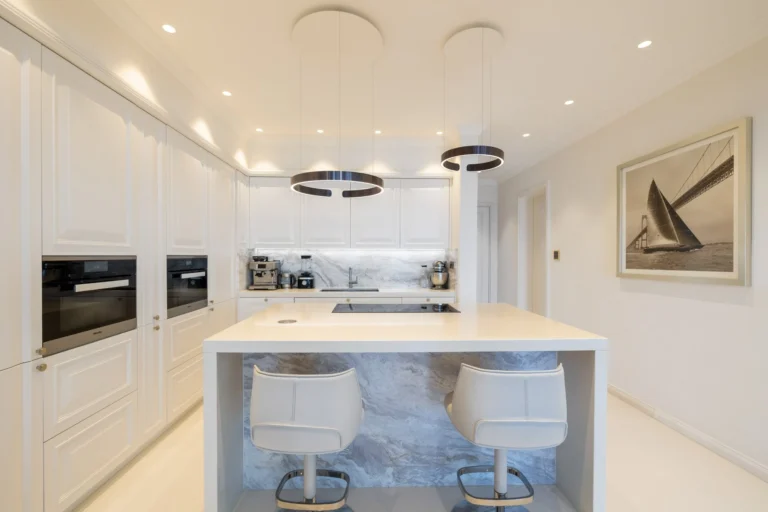 3 Bedroom Apartment for Sale in Larnaca – Finikoudes