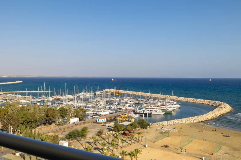 3 Bedroom Apartment for Sale in Larnaca – Finikoudes