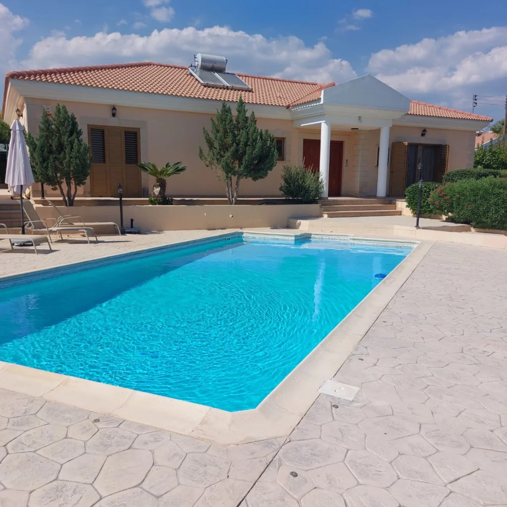 3 Bedroom House for Rent in Apesia, Limassol District