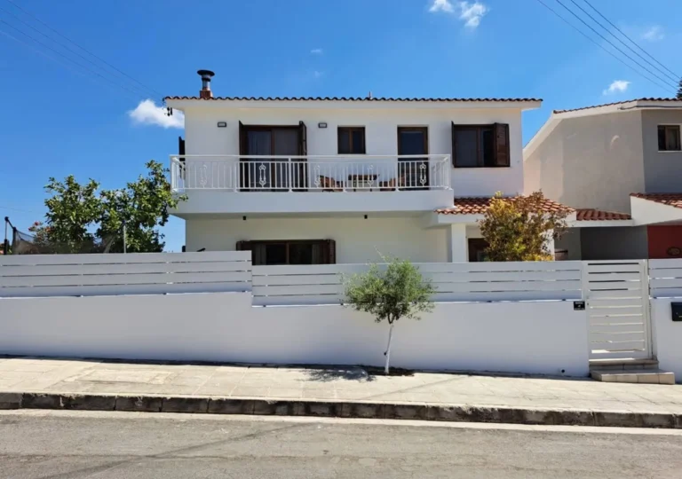 5 Bedroom House for Sale in Konia, Paphos District