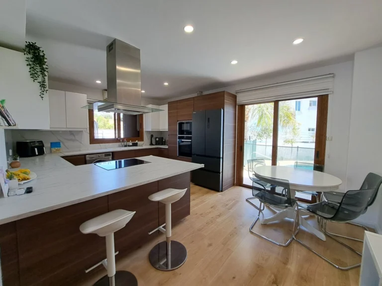 5 Bedroom House for Sale in Konia, Paphos District