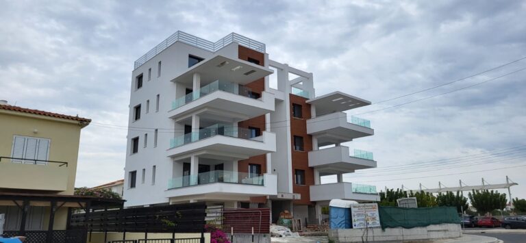 2 Bedroom Apartment for Sale in Paphos – Universal