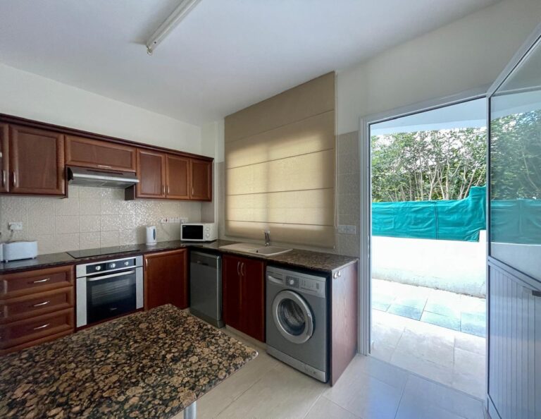 Cheap Houses and Villas for Sale Paphos up to 300000 euro