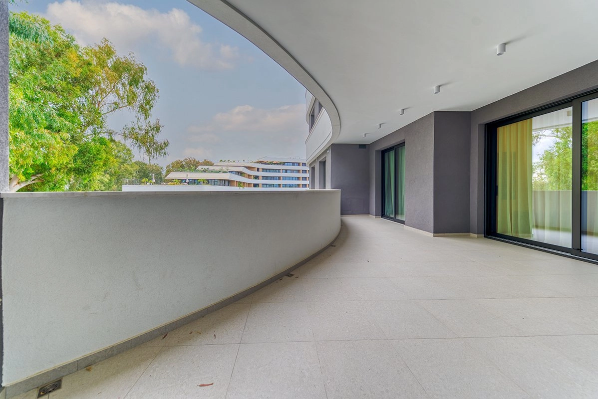 2 Bedroom Apartment for Rent in Potamos Germasogeias, Limassol District