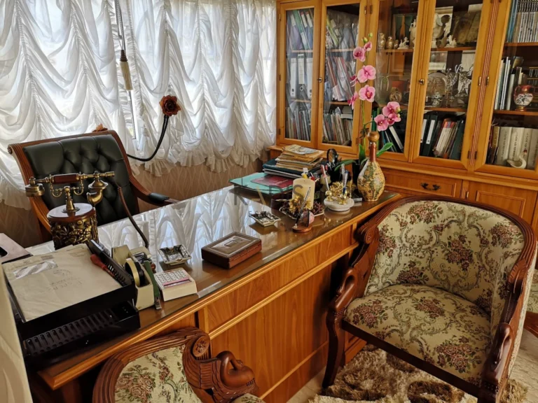 330m² House for Sale in Aglantzia, Nicosia District