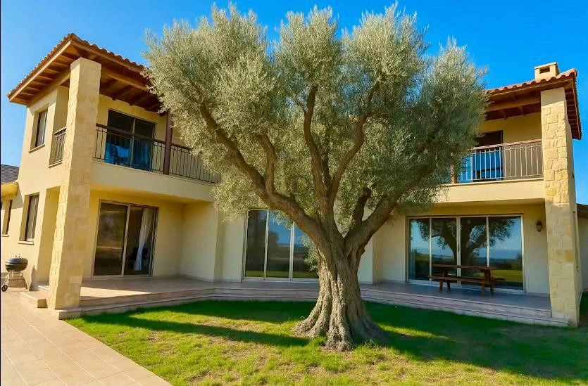 4 Bedroom House for Sale in Parekklisia, Limassol District