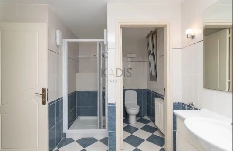 4 Bedroom House for Sale in Parekklisia, Limassol District