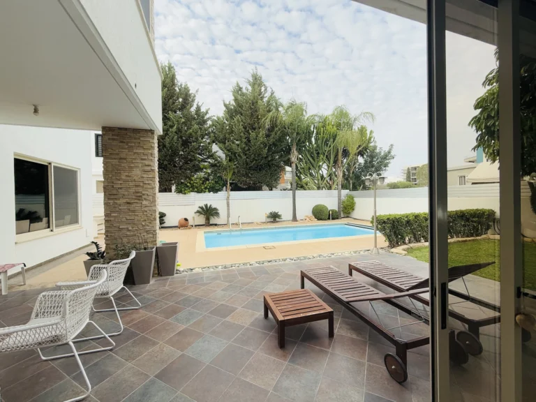 4 Bedroom House for Rent in Kato Polemidia, Limassol District