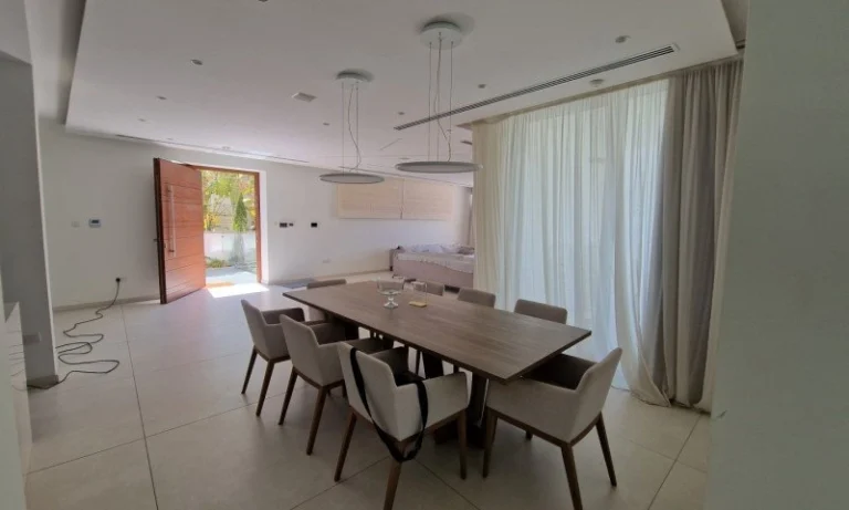 6+ Bedroom House for Sale in Famagusta – Agia Napa