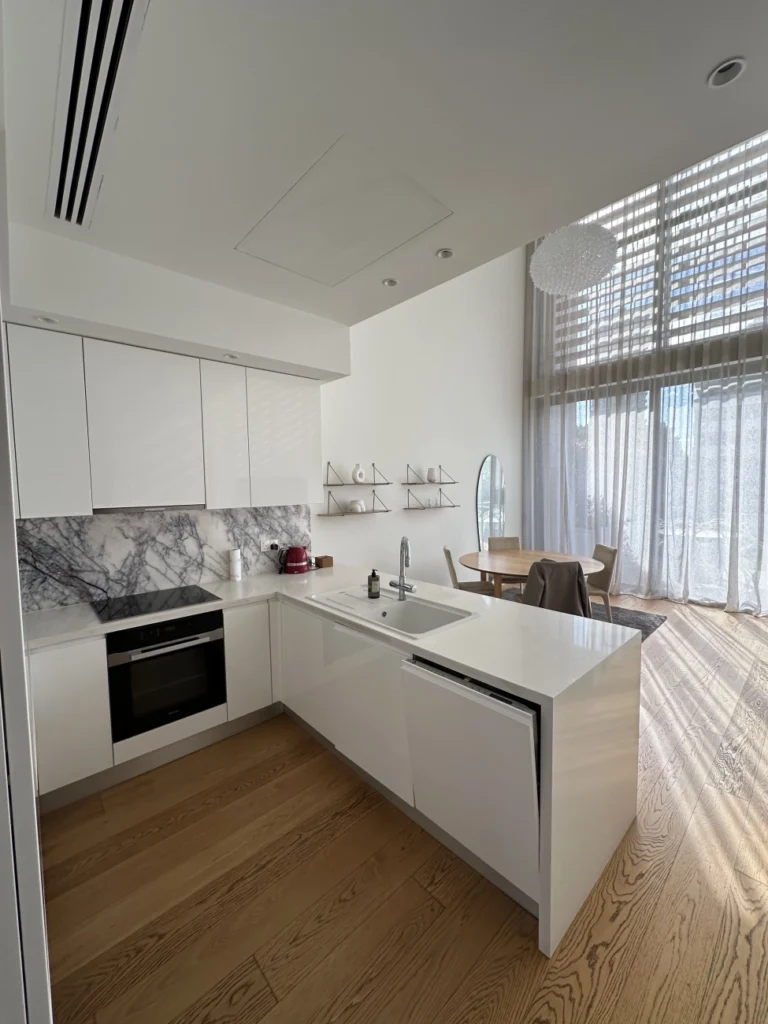 4 Bedroom Apartment for Rent in Potamos Germasogeias, Limassol District