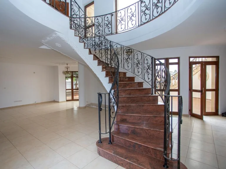 4 Bedroom House for Sale in Ypsonas, Limassol District