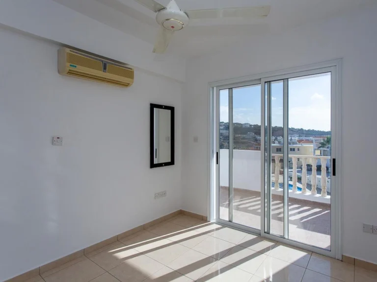 1 Bedroom Apartment for Sale in Peyia, Paphos District