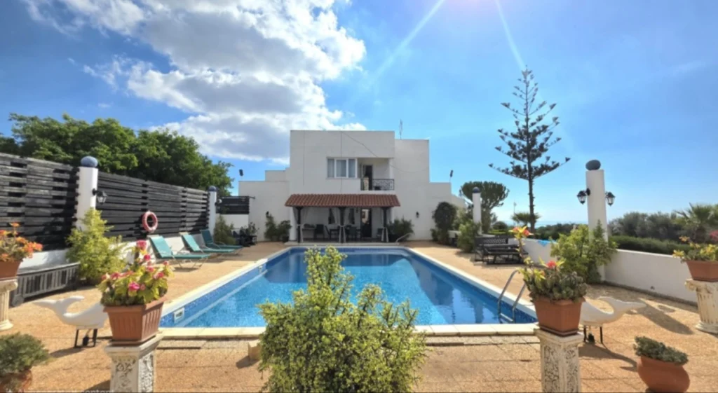 6+ Bedroom House for Sale in Famagusta – Agia Napa