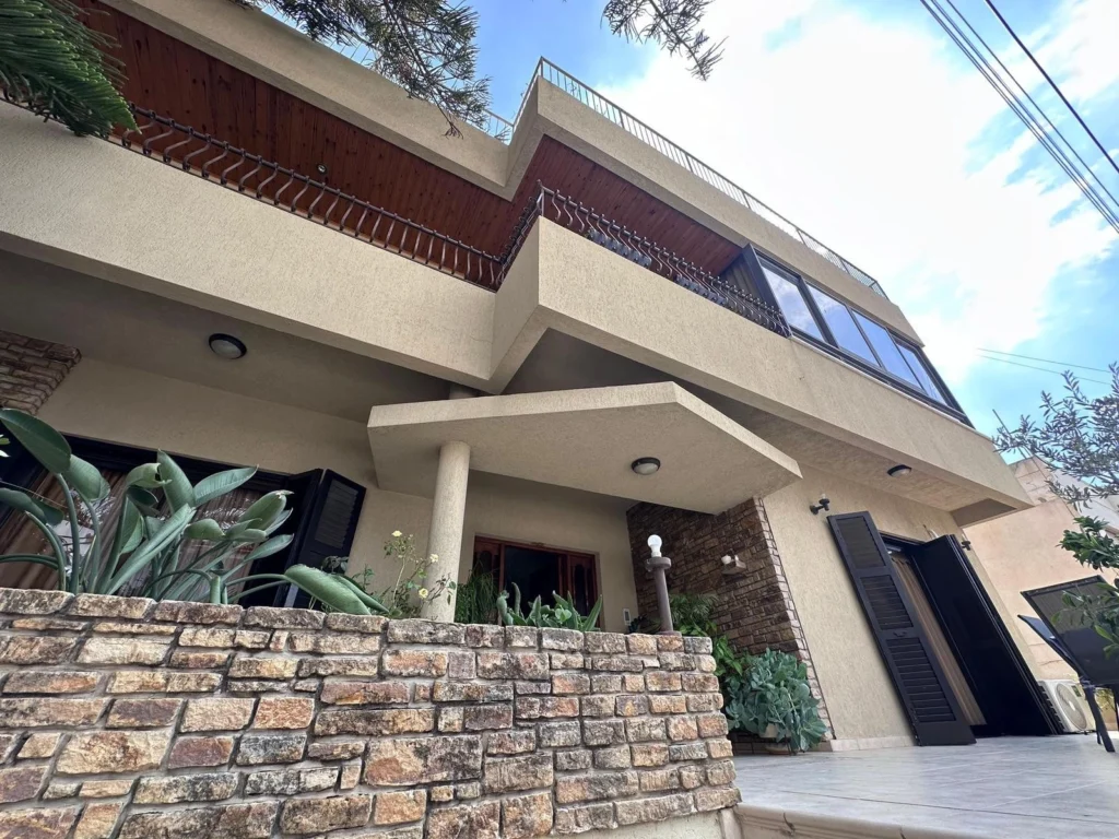 6+ Bedroom House for Sale in Limassol – Mesa Geitonia