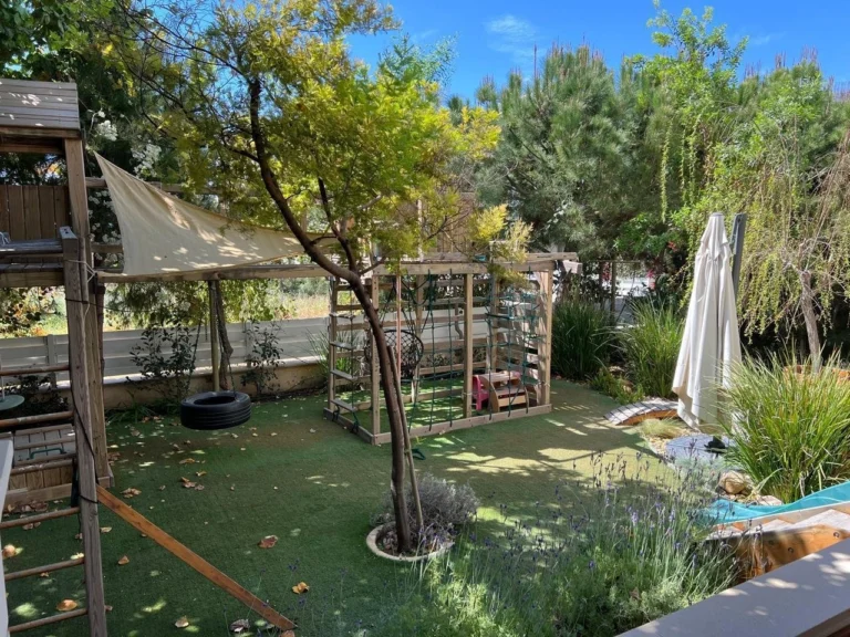 5 Bedroom House for Rent in Parekklisia Tourist Area, Limassol District