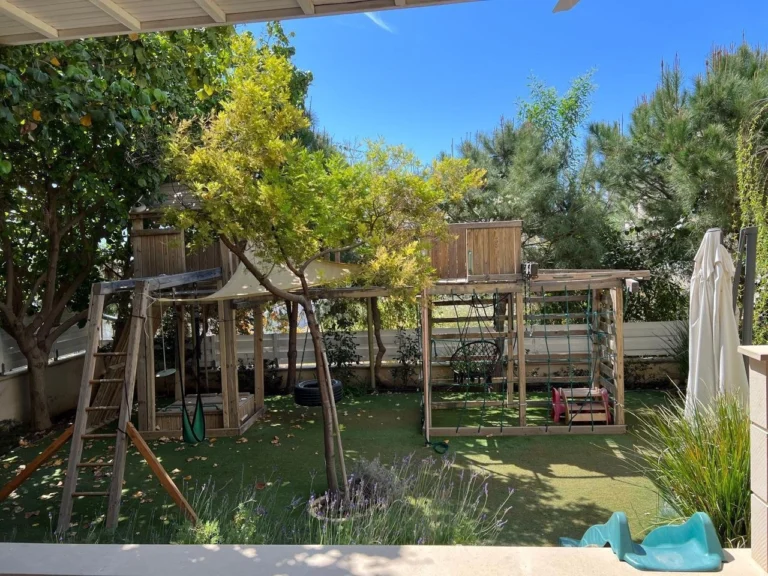 5 Bedroom House for Rent in Parekklisia Tourist Area, Limassol District