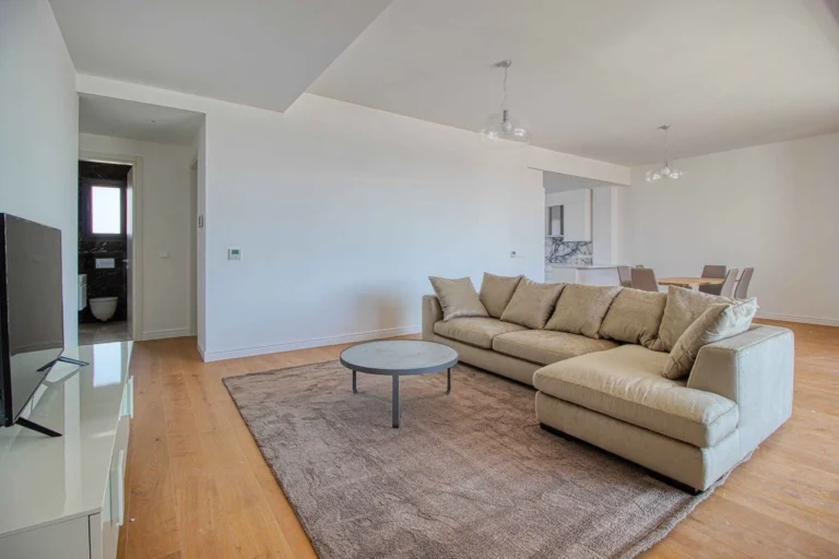 4 Bedroom Apartment for Rent in Potamos Germasogeias, Limassol District