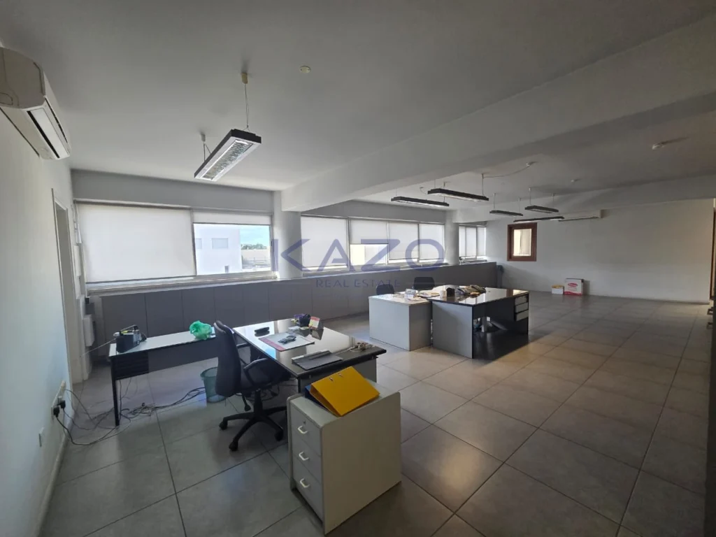 Офис 500 м² в аренду в районе Лимассола