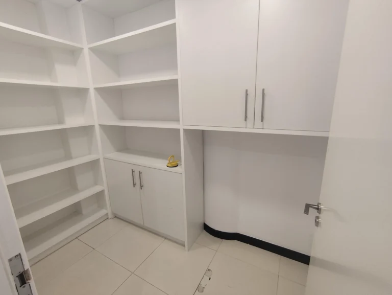 326m² Office for Rent in Limassol – Mesa Geitonia