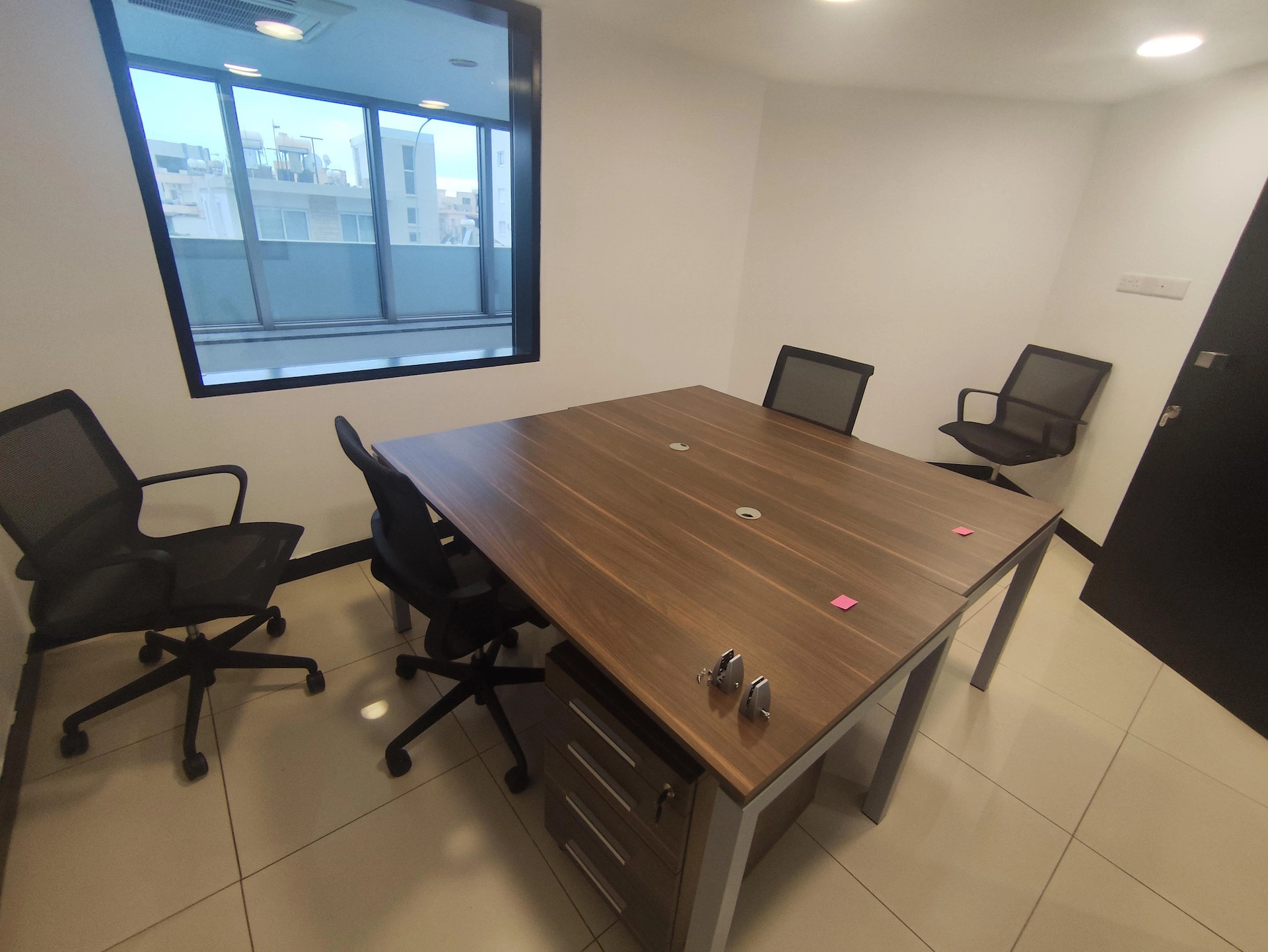 326m² Office for Rent in Limassol – Mesa Geitonia