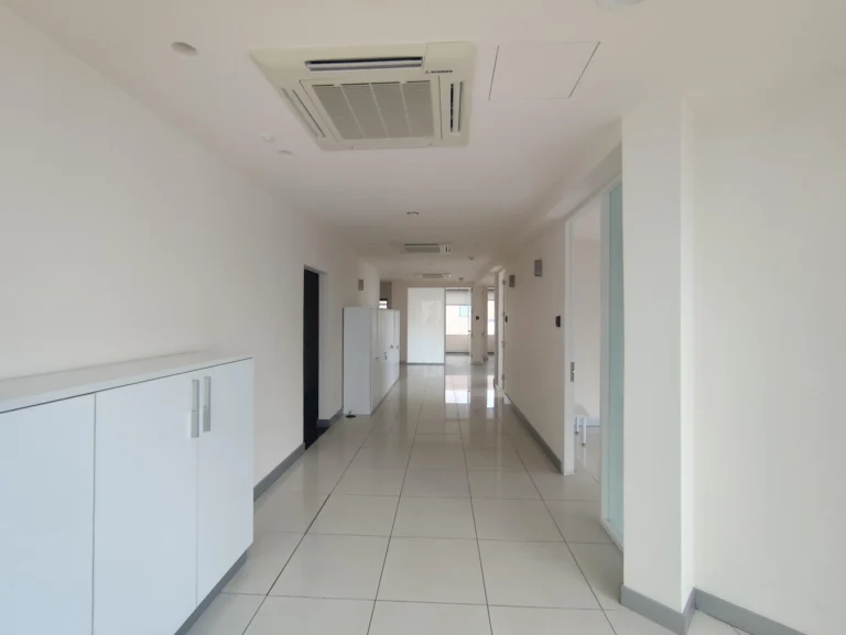 175m² Office for Rent in Limassol – Mesa Geitonia