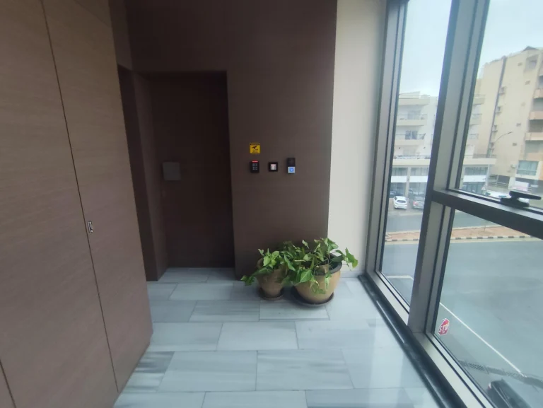 175m² Office for Rent in Limassol – Mesa Geitonia