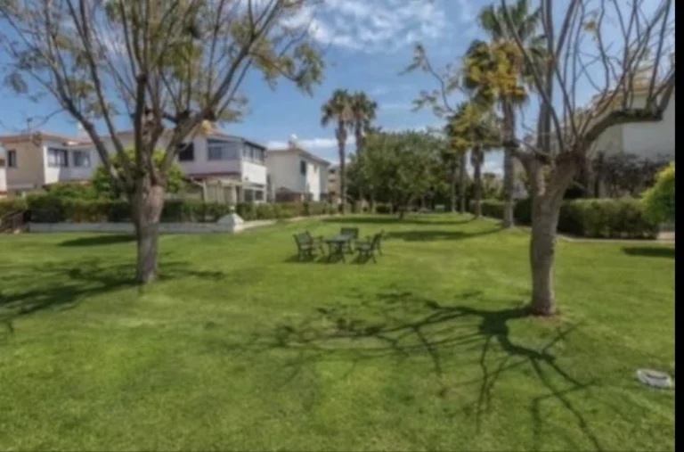 Cheap Apartments for Sale Paphos up to 200000 euro