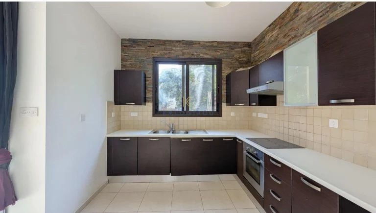 3 Bedroom House for Sale in Oroklini, Larnaca District