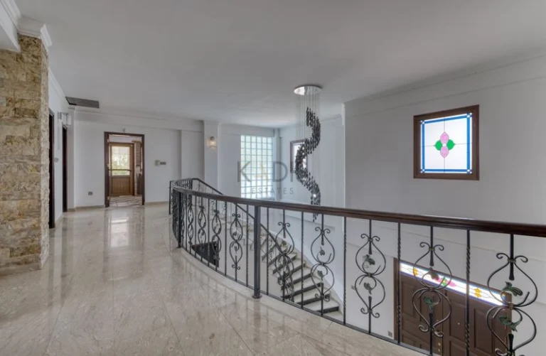 5 Bedroom House for Sale in Oroklini, Larnaca District