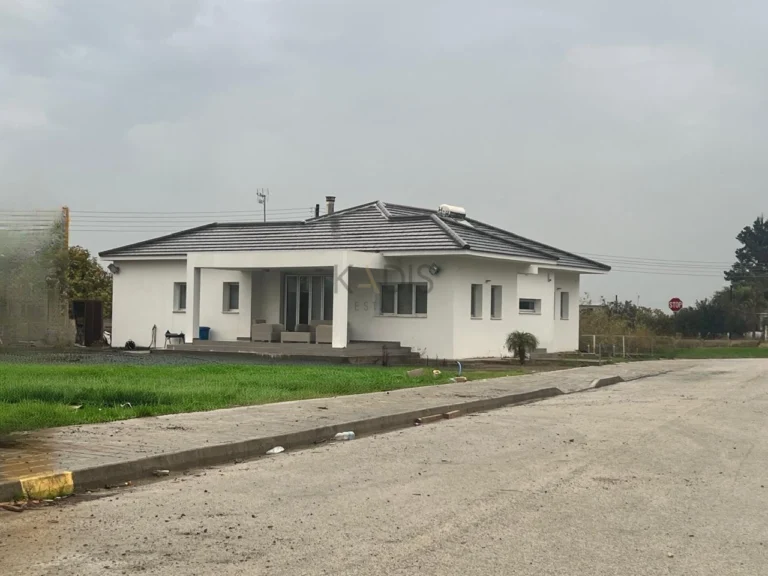 Cheap Houses and Villas for Sale Nicosia up to 500000 euro