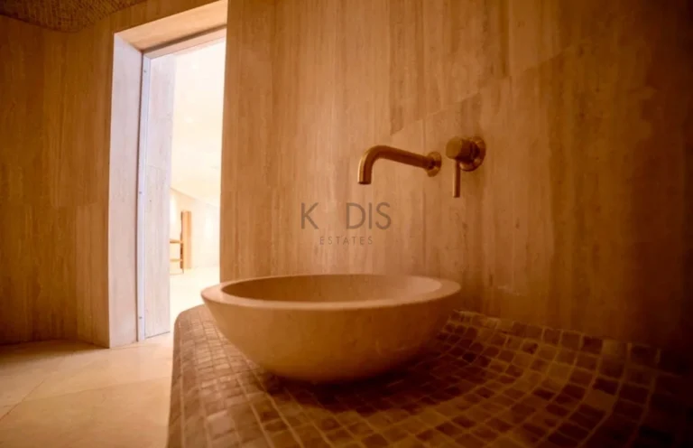 2 Bedroom Apartment for Sale in Agios Tychonas, Limassol District