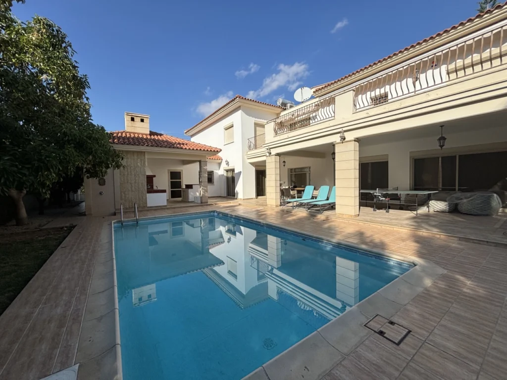 5 Bedroom House for Sale in Germasogeia, Limassol District