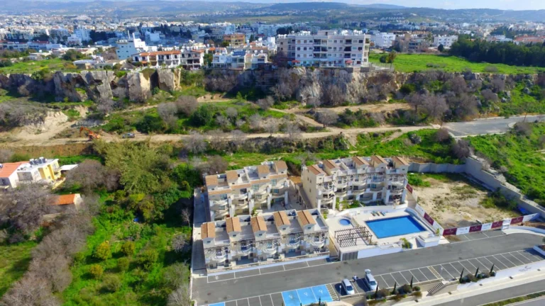 2 Bedroom Apartment for Sale in Paphos – Universal