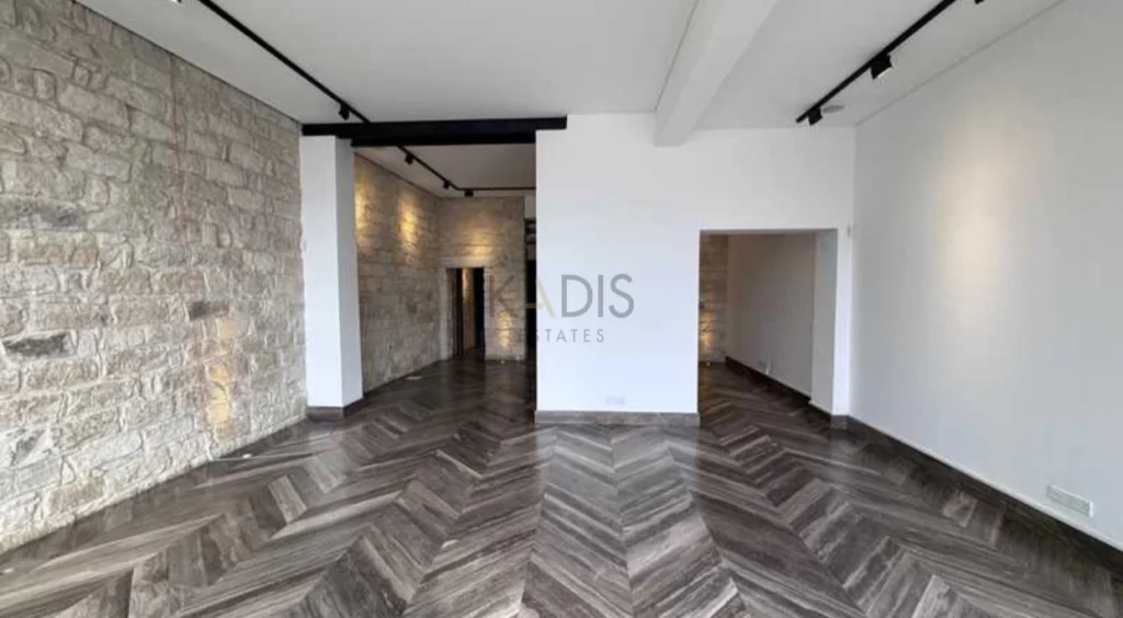 290m² Office for Rent in Limassol District