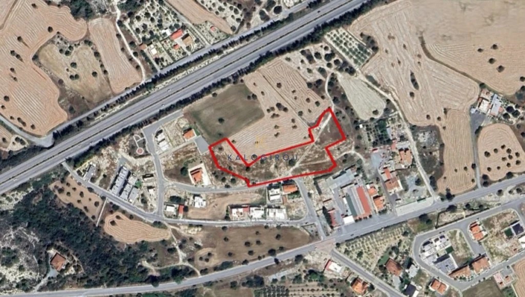 7,709m² Plot for Sale in Alethriko, Larnaca District